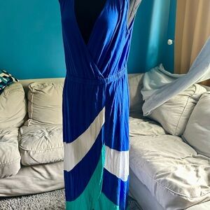 Stretchy comfy Blue and White Women's Dress Spense Size Large